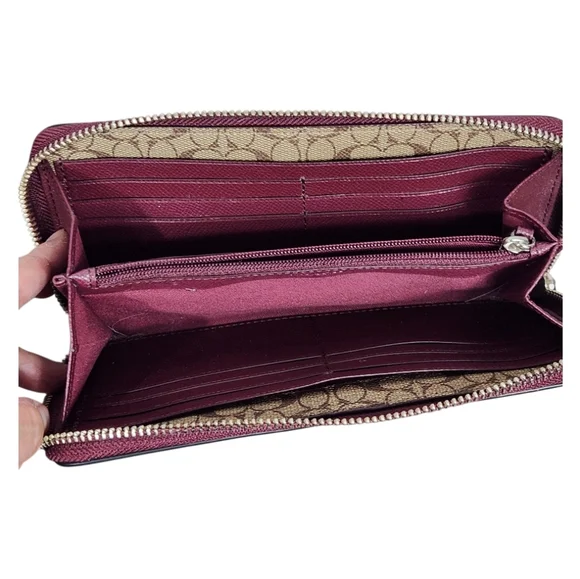 COACH F54007 Burgundy Wine Accordian Zip Leather Wallet - Picture 3 of 6